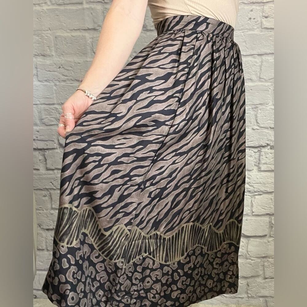 Vintage African Inspired Animal Print Women's Skirt - Picture 2 of 5